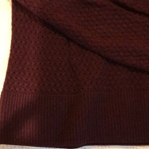 Plum, crew neck American Eagle light weight sweater with a small zipper in back